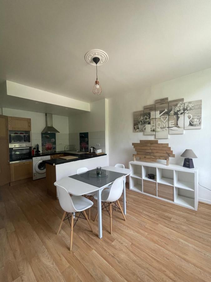 Le Chateau Emile Loubet - Appartement Entier La Bégude-de-Mazenc エクステリア 写真